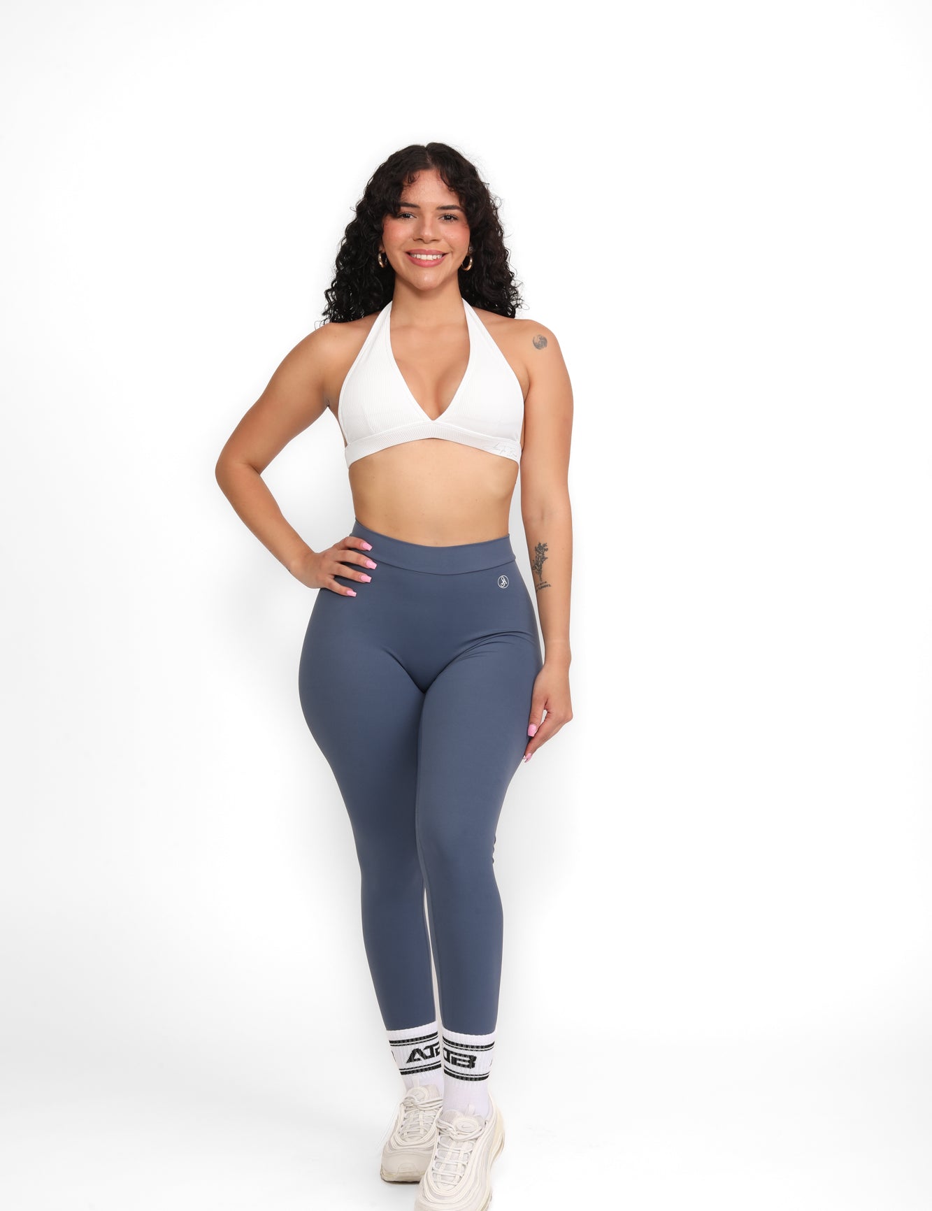 Viral V-Back Leggings